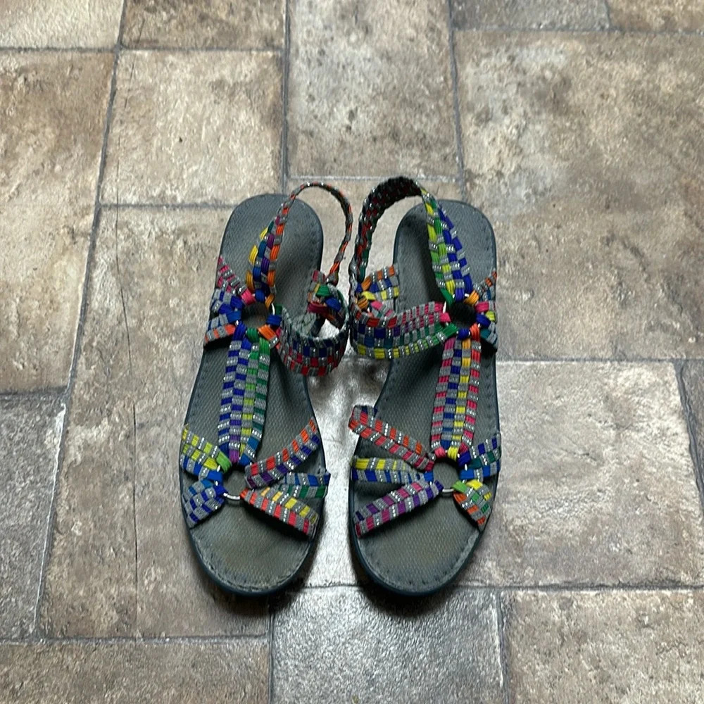 Bernie Mev. multicolor sandals sz 37